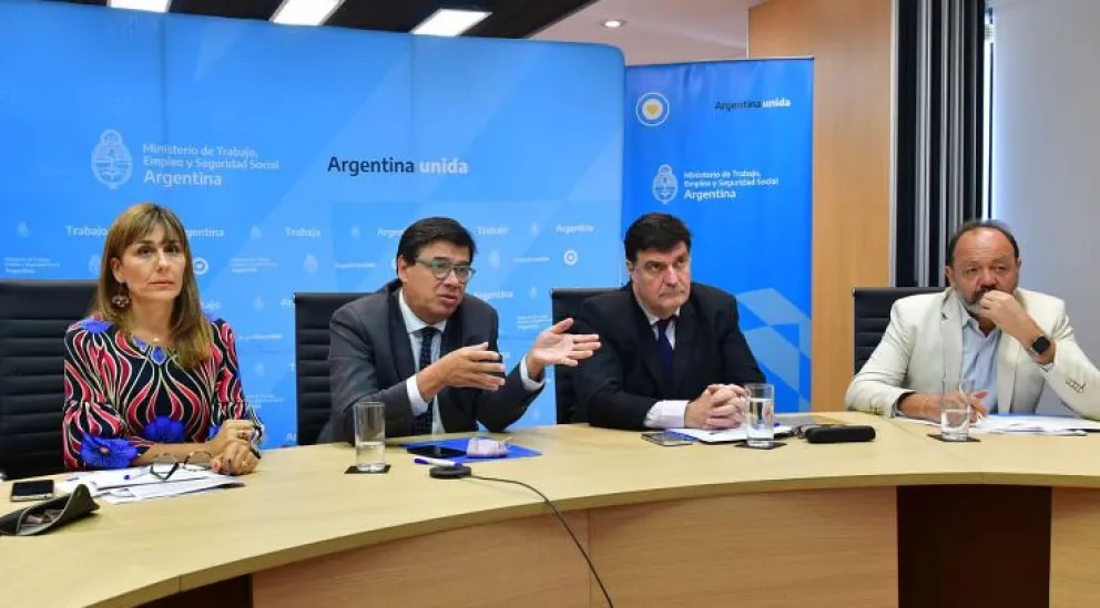 Es oficial: se incrementará el Salario Mínimo Vital y Móvil