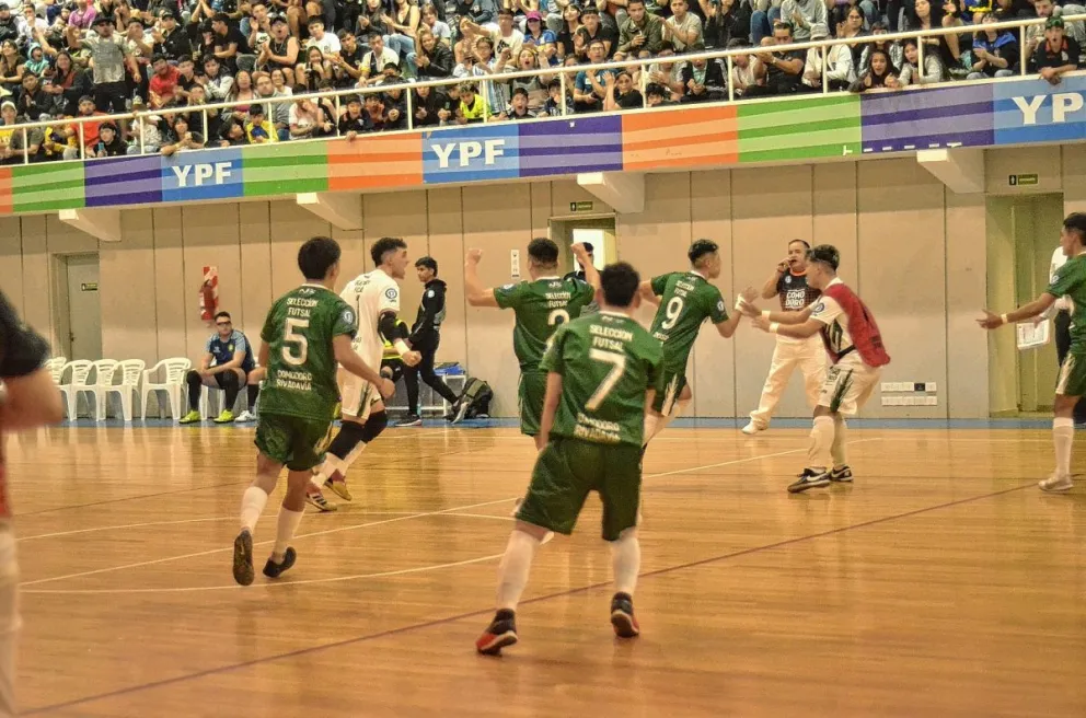 Nueva victoria de Comodoro