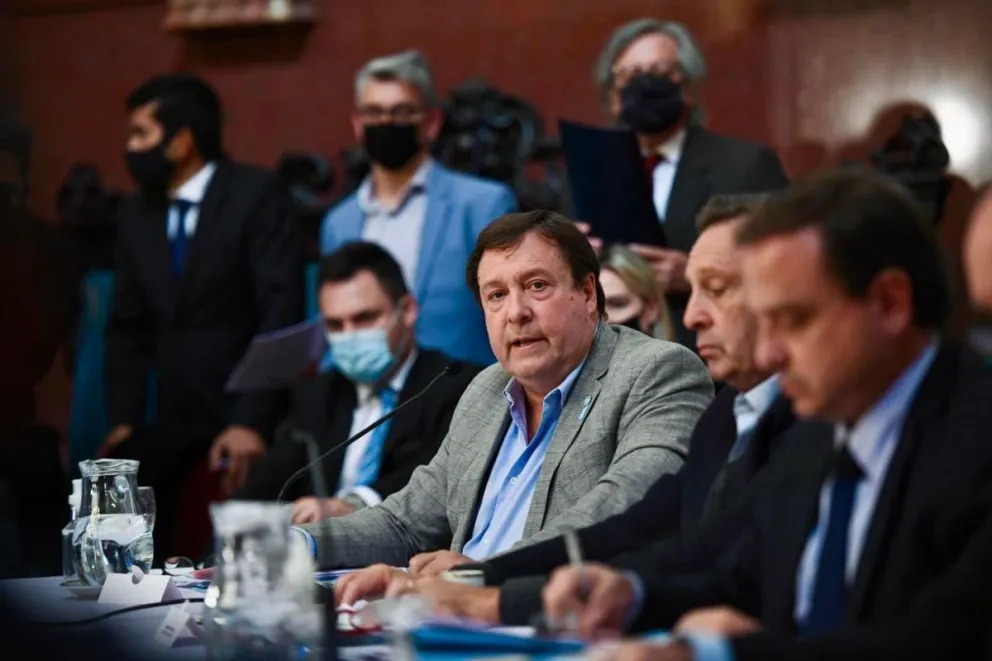 Calamitoso estado de la Ruta 40: Weretilneck pidió la renuncia de Casas