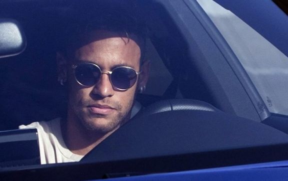 Neymar no quiere irse del PSG si no cobra una deuda de 200 millones de euros
