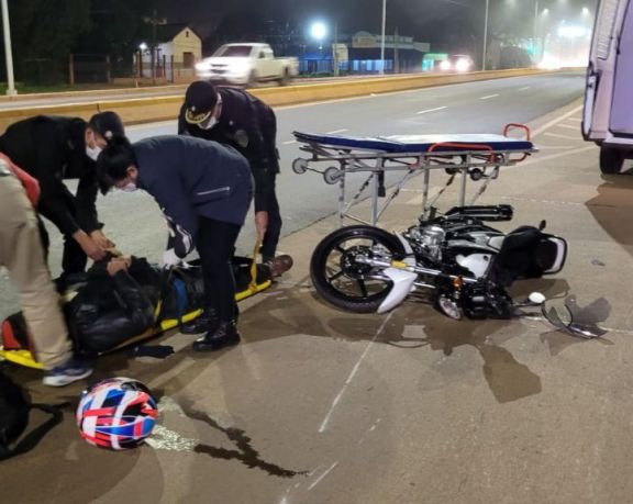 Accidentes dejaron a dos motociclistas hospitalizados con heridas de consideración en Posadas
