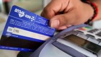 El Gobierno aumentó 69% el reintegro para compras con tarjeta de débito: cuál es el tope
