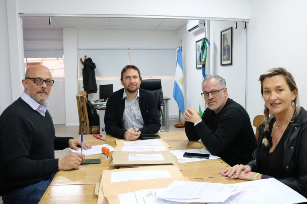 Más de 20 millones en refacciones sanitarias para la Escuela N° 27