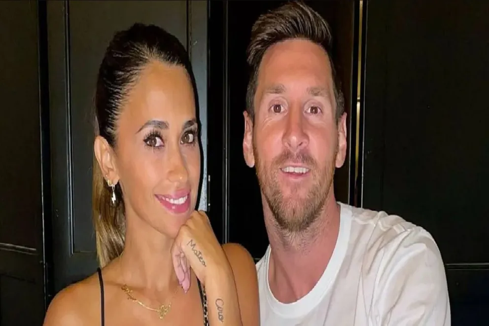 Antonela Rocuzzo subió una foto y mostró lo que tiene Lionel en la parte baja de su abdomen