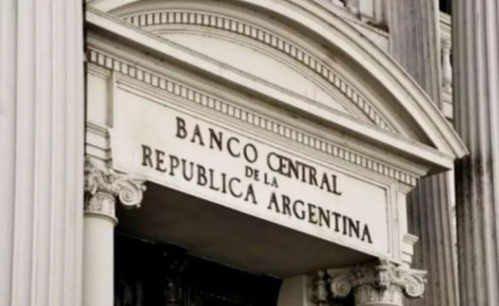 El Banco Central prohibió la financiación en cuotas de productos o servicios comprados del exterior