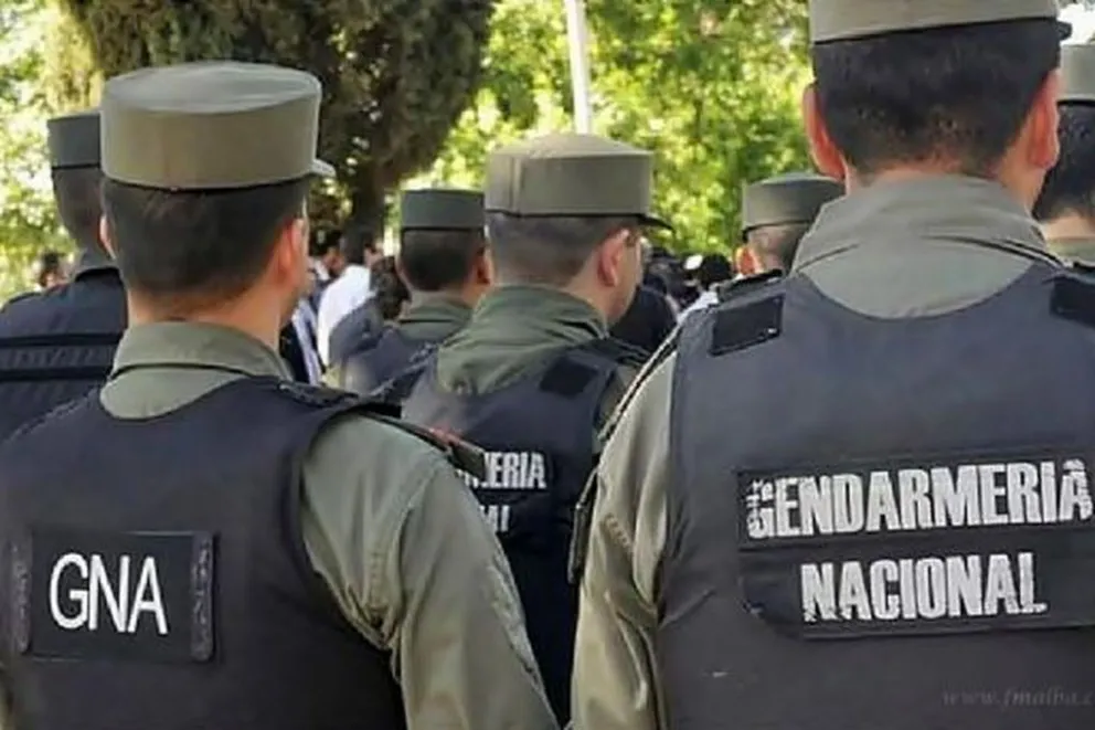 Trató de pasar por la frontera con un enorme cargamento y sin los papeles correspondientes