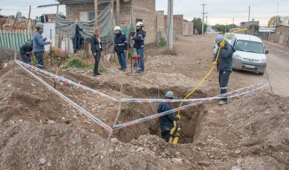 ¡Atención! Buenas noticias para barrio Aeroclub relacionadas al gas y la electricidad