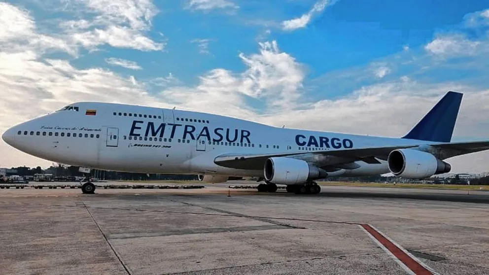El presidente de Paraguay afirmó que un tripulante del avión venezolano había viajado a Cuba para cambiarse la cara
