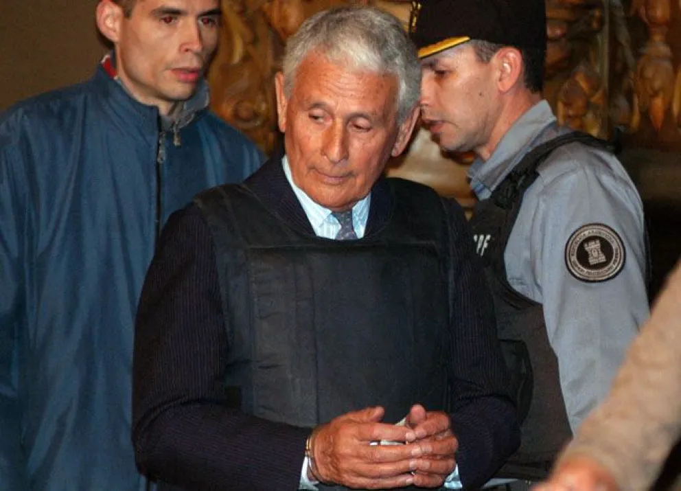 Murió el represor Miguel Etchecolatz a los 93 años: tenía nueve condenas a cadena perpetua