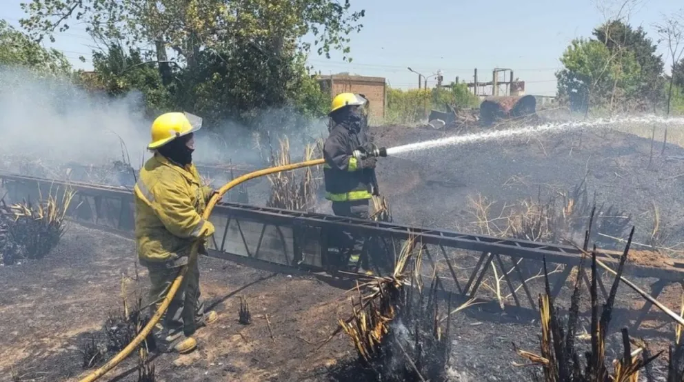 Un verdadero infierno: casi toda una familia murió en un incendio
