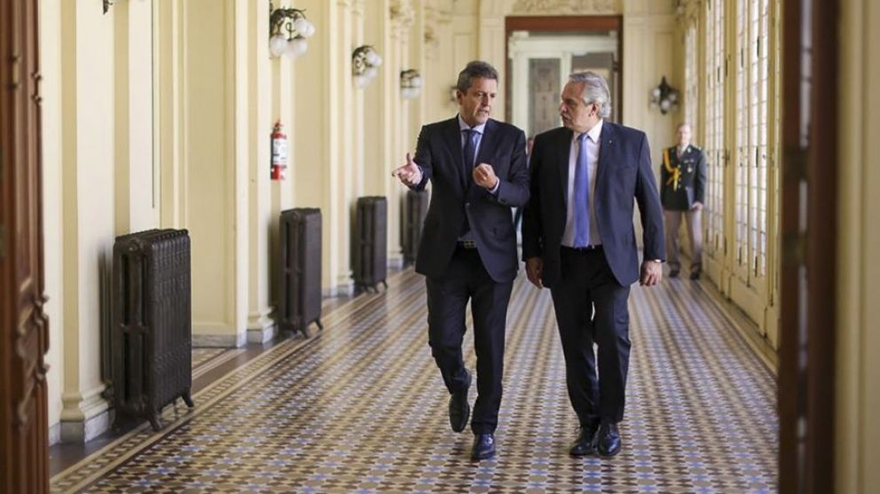 Alberto Fernández mantiene una nueva reunión con Massa y colaboradores de su Gobierno