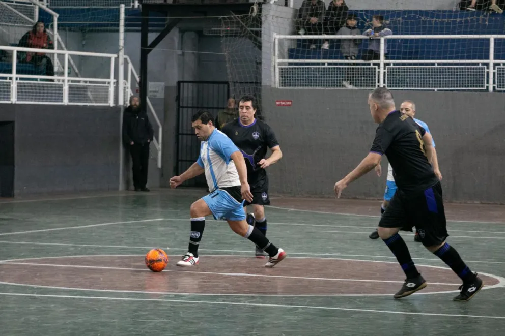 En la B se sacaron chispas