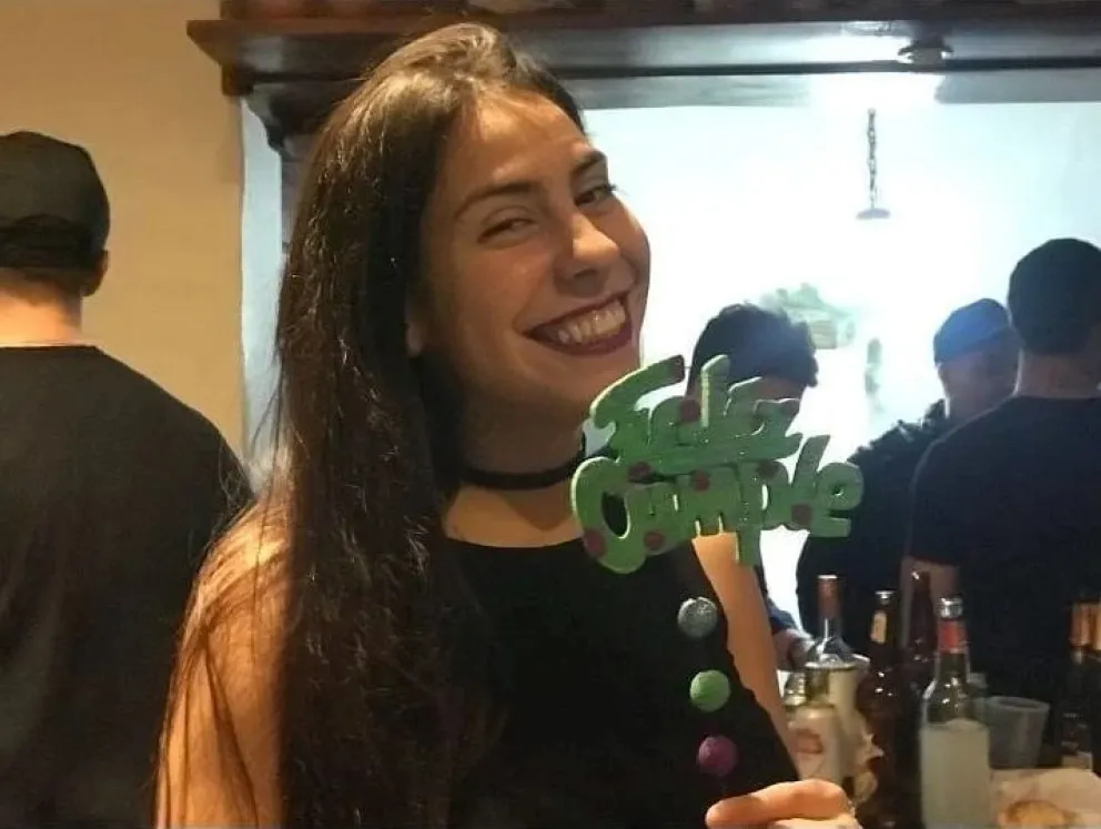 La sentida despedida a la enfermera de 30 años que murió en el accidente aéreo en Río Grande