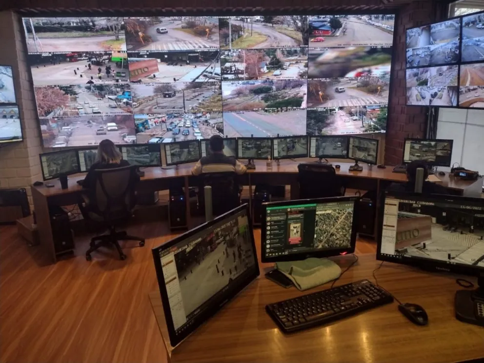 Buscan operador de cámaras de seguridad para el Centro de Monitoreo