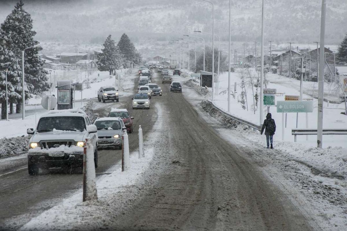 Continúa la nevada en Bariloche: Mirá lo que se anuncia para las próximas horas