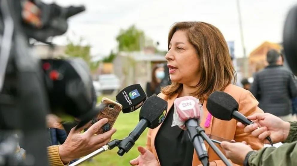 Carreras celebra la designación de Batakis en Economía 