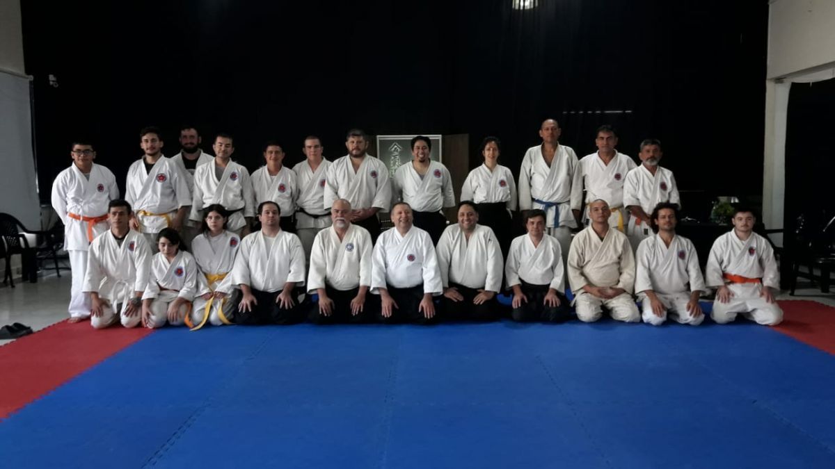 Finalizó el seminario de aikido organizado por la comuna capitalina