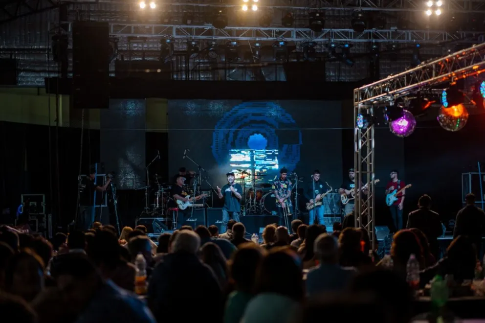 Se desarrolló el Festival Aniversario de Cañadon Seco