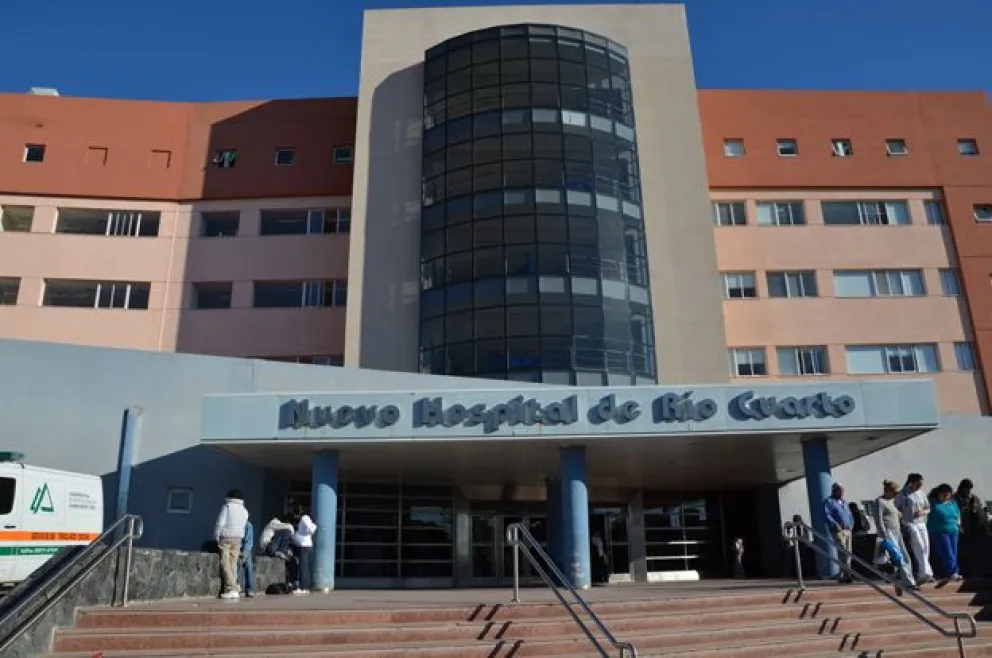 Un chico de 13 años disparó un arma por accidente y le pegó un tiro a su hermano de 16