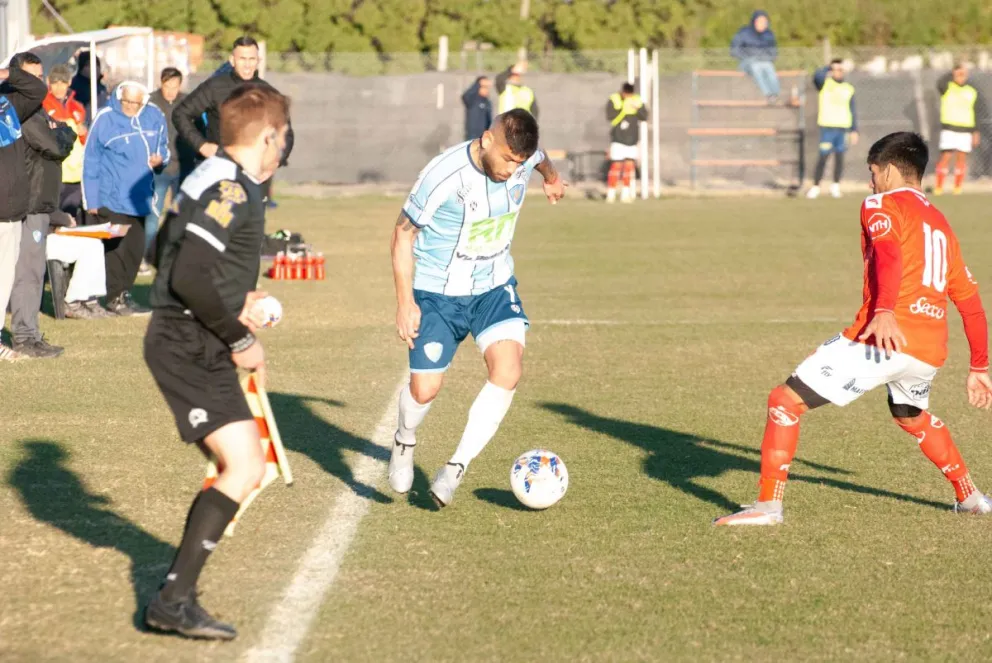 Federal A: con el debut de Diego Funes, Sol de Mayo busca la recuperación ante Argentino