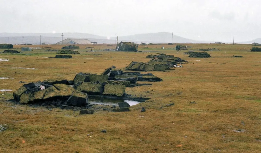 Un libro sobre Malvinas se añadirá a otro relacionado con la Segunda Guerra Mundial