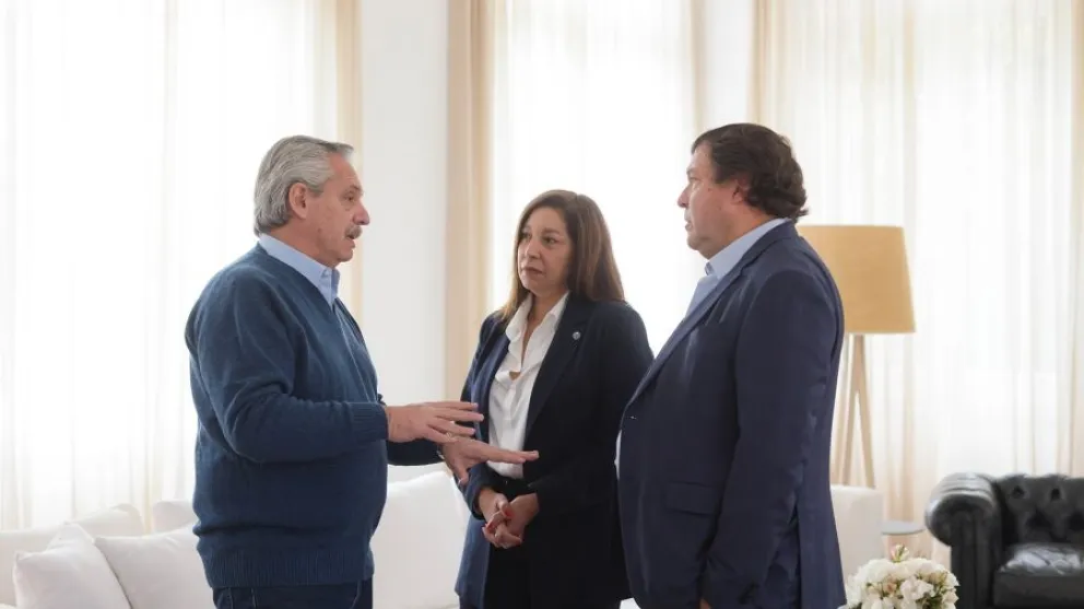 El Presidente Fernández recibió a la Gobernadora Carreras y al Senador Weretilneck