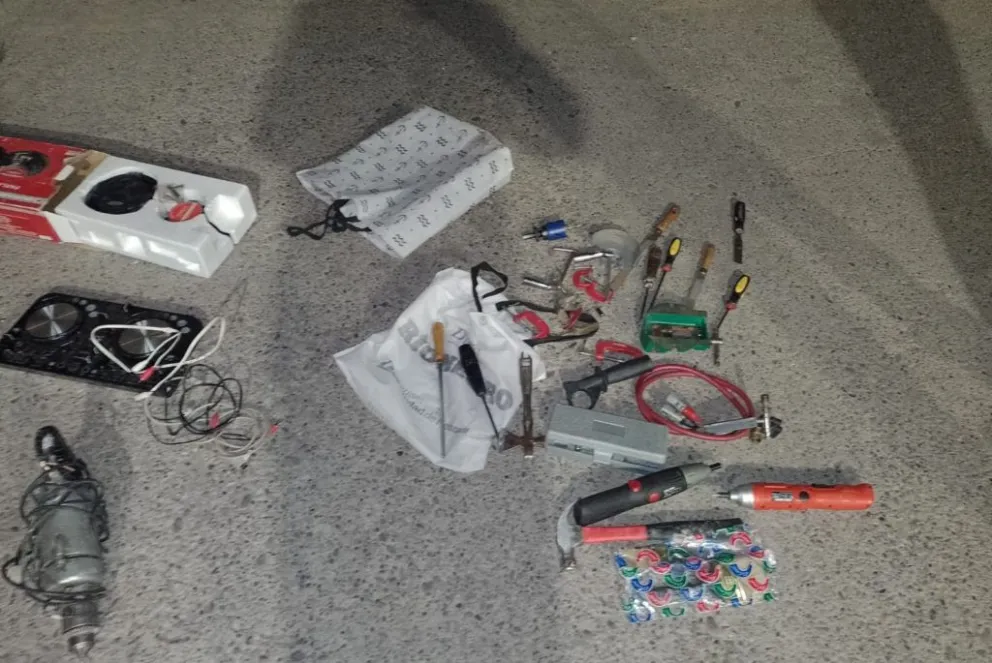 Vendía herramientas robadas, lo citaron para una compra y ahora está detenido