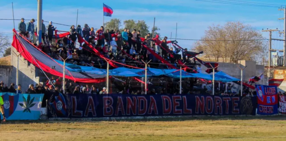Sancionaron duramente a Argentinos del Norte por los incidentes en el clásico con Deportivo Roca