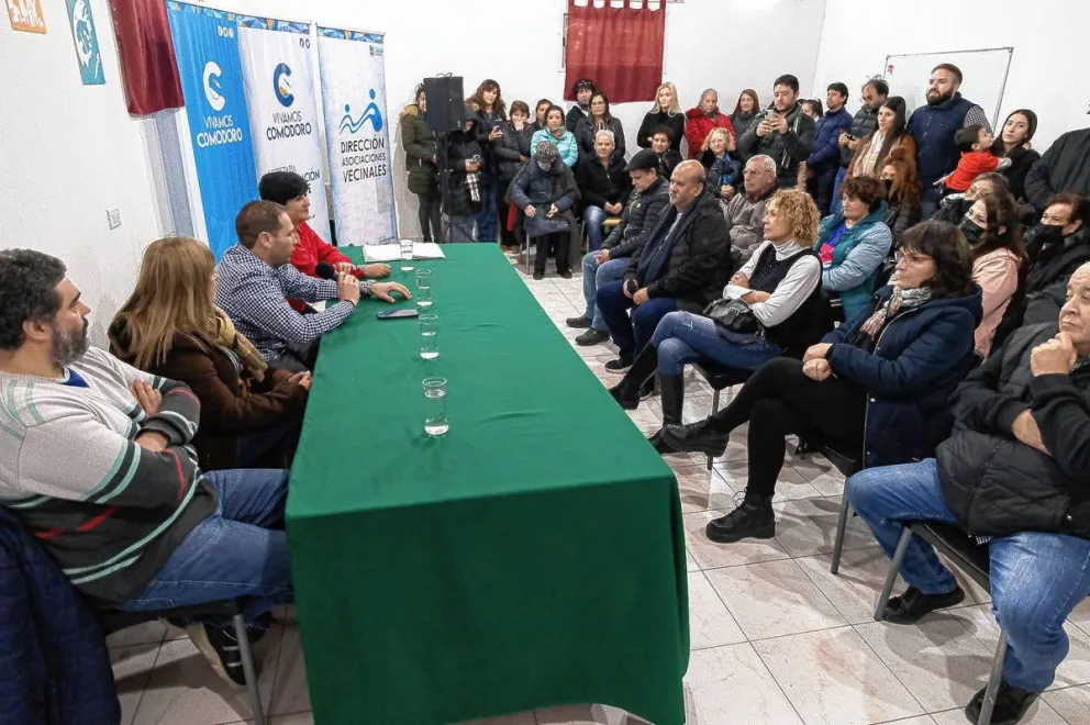 El Municipio acompañó la asunción de la nueva comisión directiva de la vecinal de Divina Providencia