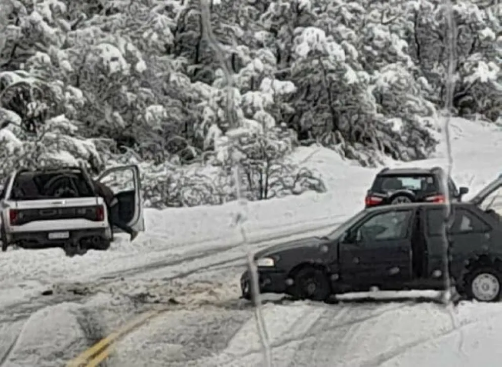 Ruta 40: Accidente vehicular en la zona de La Veranada