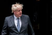 Una ola de renuncias en Reino Unido desató una nueva crisis en el gobierno de Boris Johnson