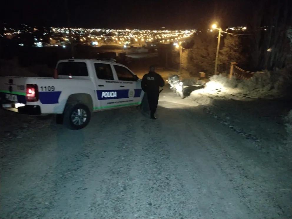 Robaron una motocicleta y la dejaron abandonada