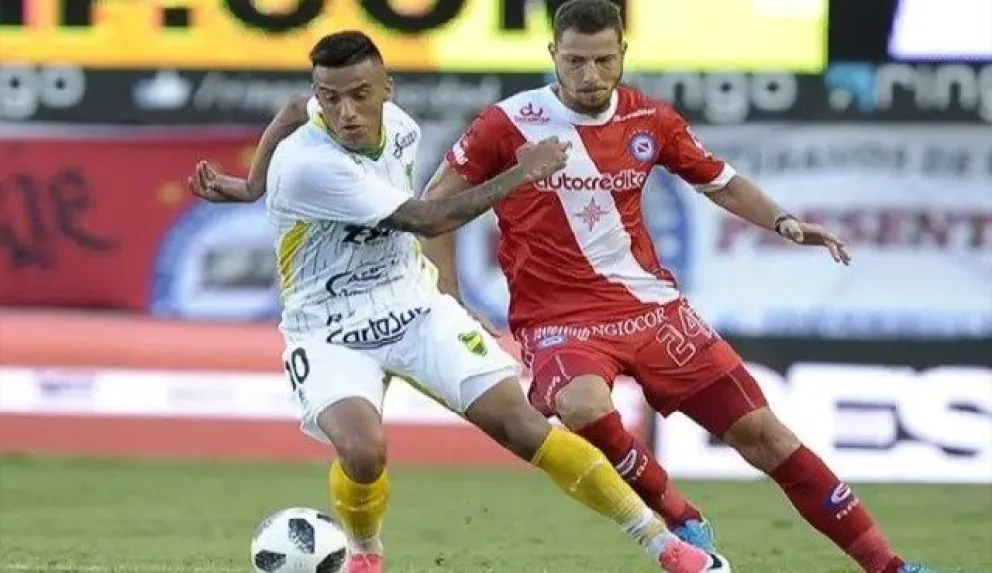 Copa Argentina: Argentinos Juniors se mide ante Defensa y Justicia en La Plata