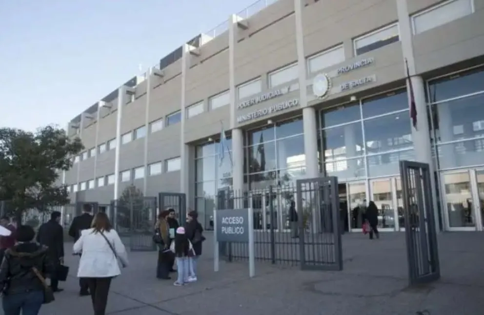 Tres años de prisión para una mujer que se defendió de los ataques de su novio