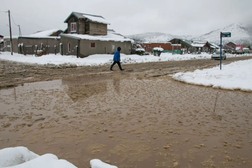Gente Nueva y comunidades educativas advierten sobre situaciones muy precarias en los barrios ante la nevada
