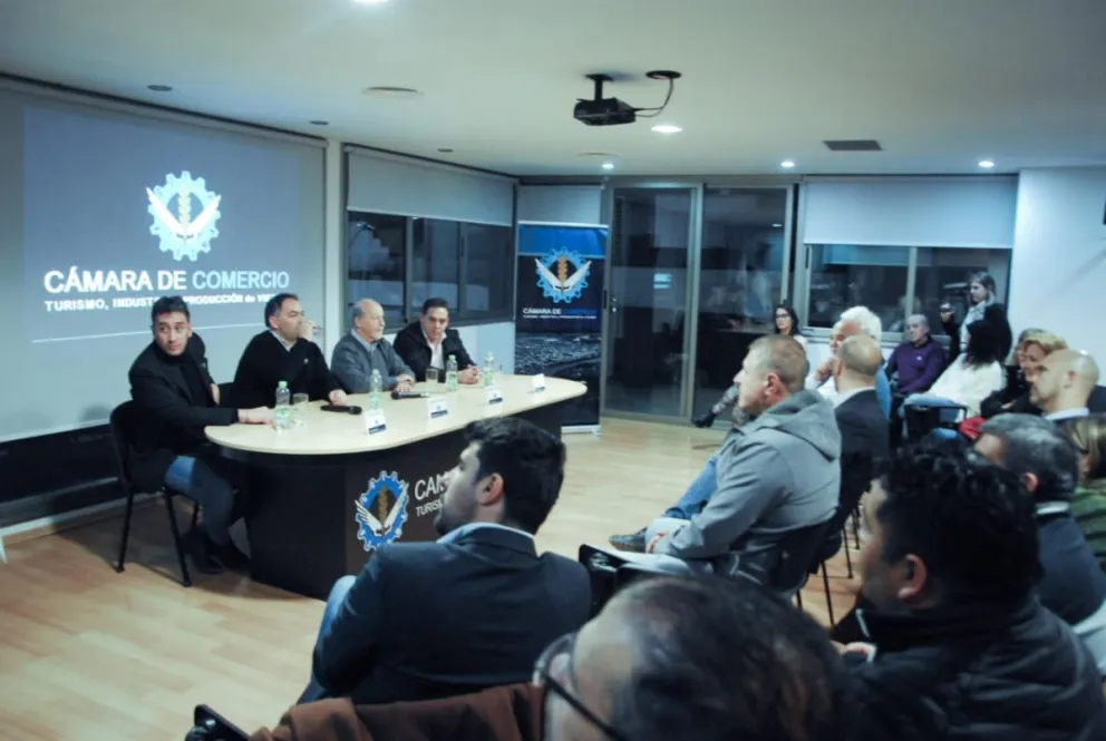 Con gran expectativa quedó inaugurado el Servicio de Empleo de la AMIA en Viedma
