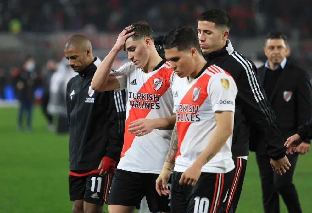 River se despidió de la Copa Libertadores al igualar con Vélez