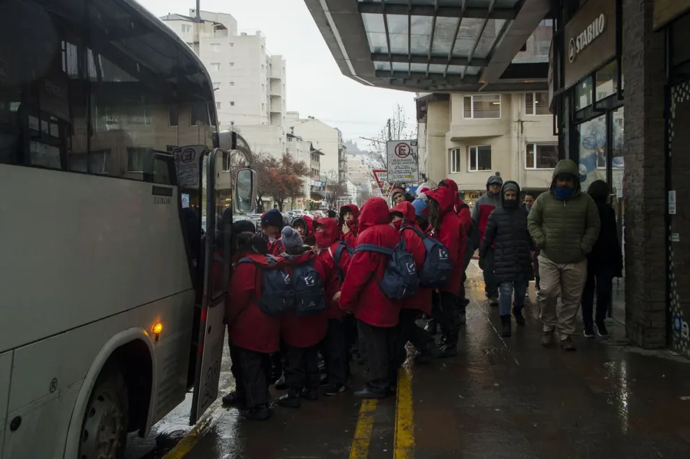 El sector privado expresó su preocupación por "la escasez de transportes turísticos" 