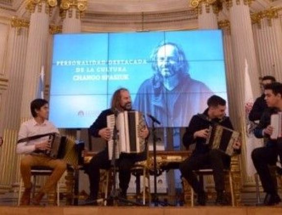 El Chango Spasiuk es una personalidad destacada de la cultura en la Ciudad de Buenos Aires