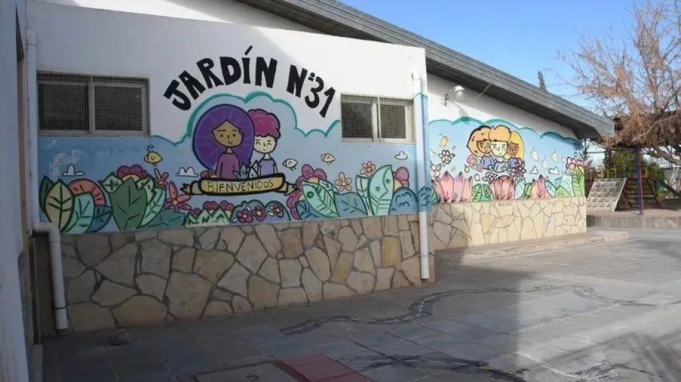 Abusos: los docentes del Jardín 31 denuncian amenazas de los padres y abandono del CPE