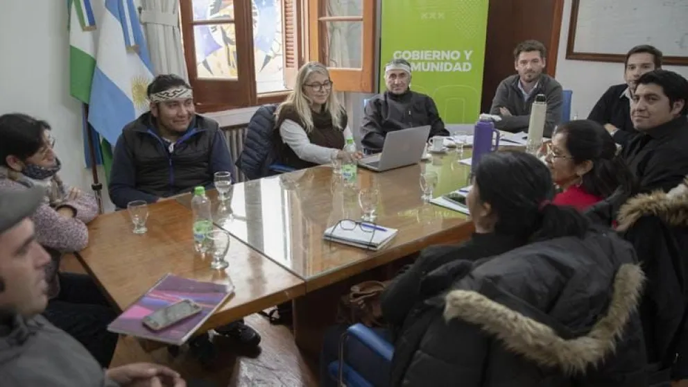 El Gobierno provincial se reunió con autoridades mapuches