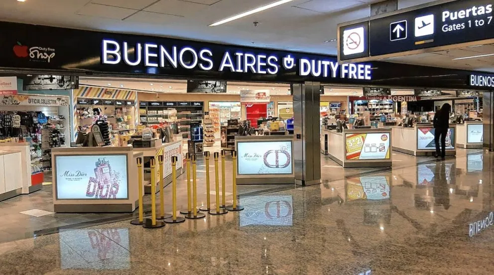 Más cepo: no se podrá pagar en cuotas con tarjetas de crédito en los Free Shop