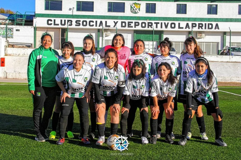 El femenino juega en forma parcial