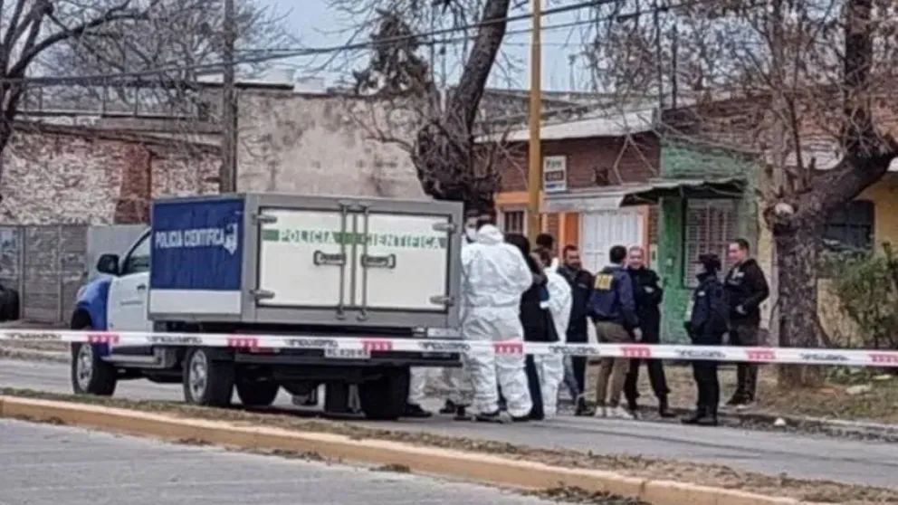 El terror de la vida real: durmió con el cadáver del amigo que asesinó y lo escondió en un lugar retorcido