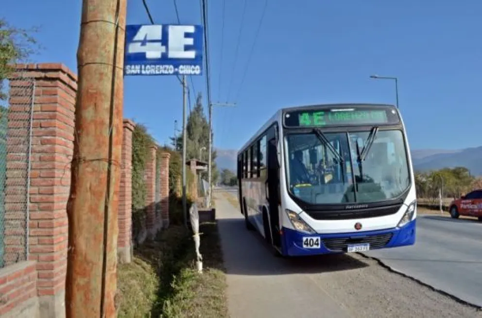 SAETA inaugura la línea 4E y presenta nuevas unidades