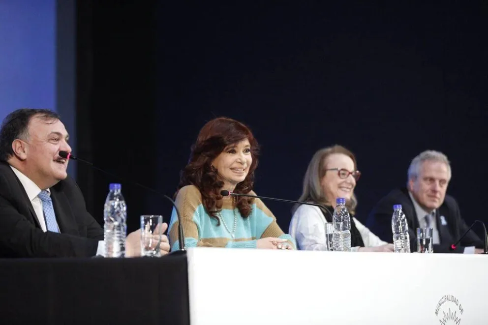 Cristina Kirchner apuntó contra Guzmán y tildó su renuncia como un acto de "irresponsabilidad política"