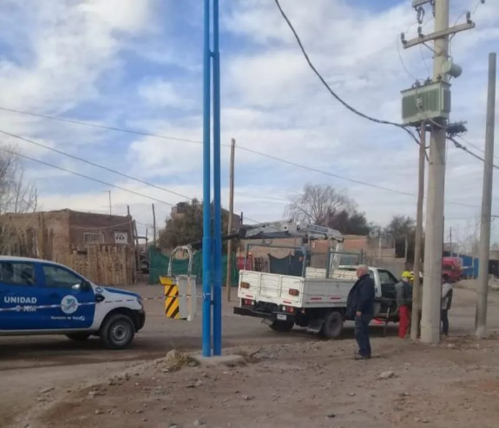 Finalizó la obra de provisión eléctrica en Carlos Soria Norte que beneficiará a más de 284 lotes