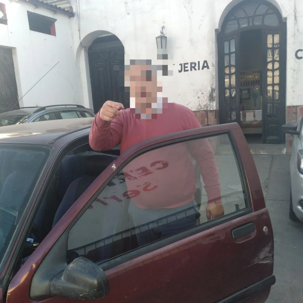 Un incoherente: salteño atropelló a una mujer y se enojó con ella