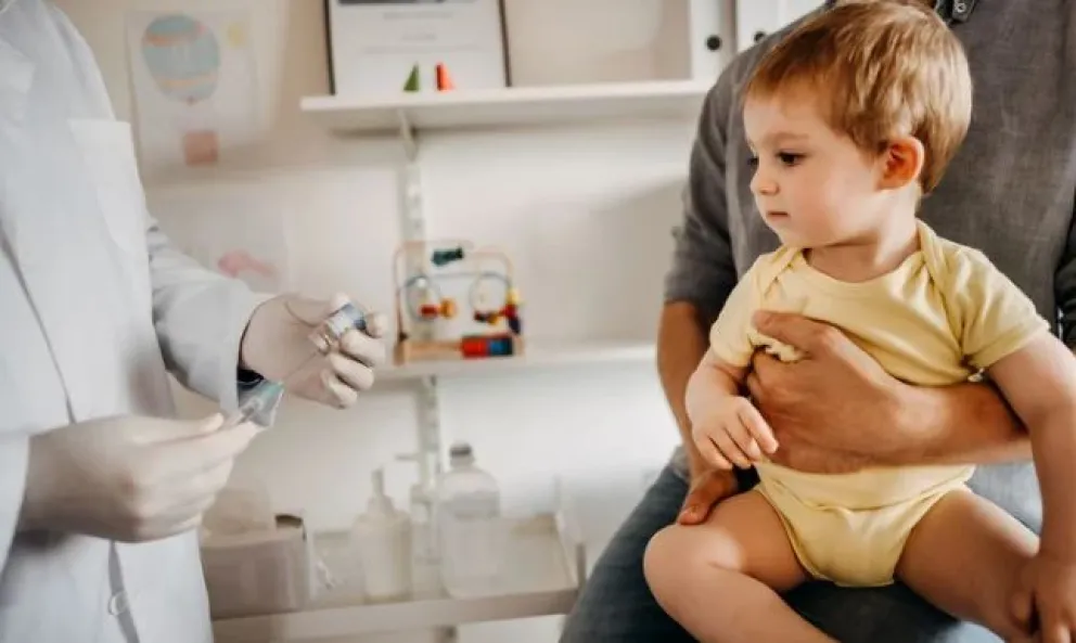 Argentina recibirá 1.400.000 dosis de Moderna para niños de entre 6 meses y 3 años